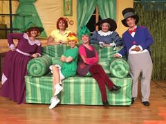 Alte und junge Hexen haben verschiedene Vorstellungen vom Welthexentag.