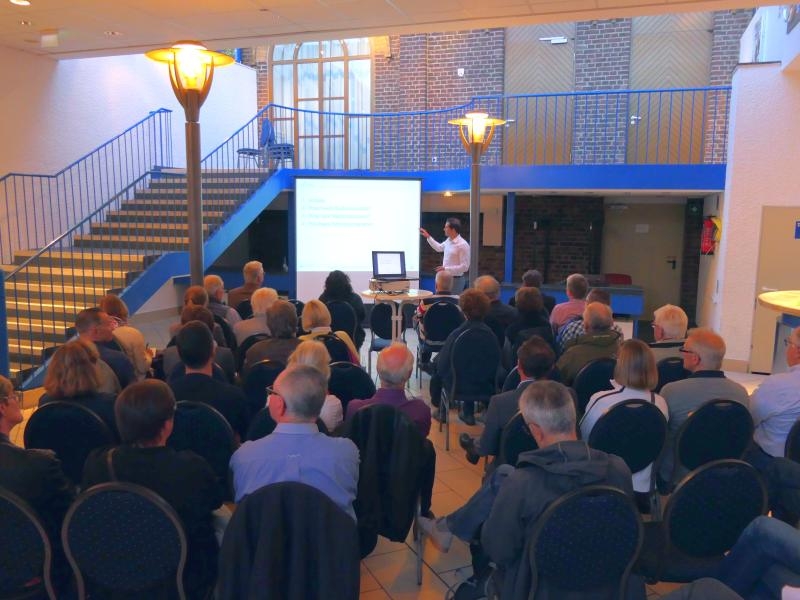 Die Bürgerwerkstatt Nahmobilität in der Küz bei der Arbeit.