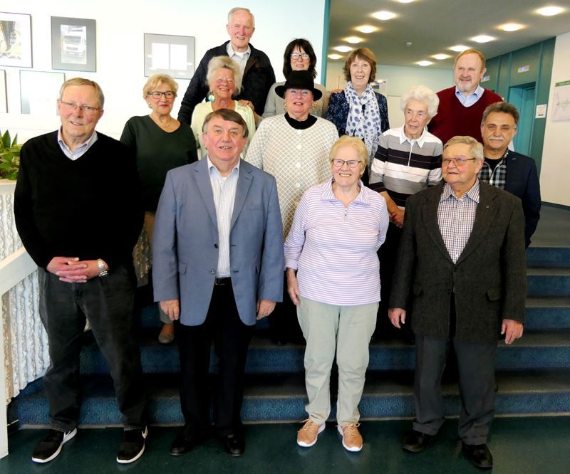 Die Seniorenbeauftragten der Stadtteile bilden den Seniorenbeirat.