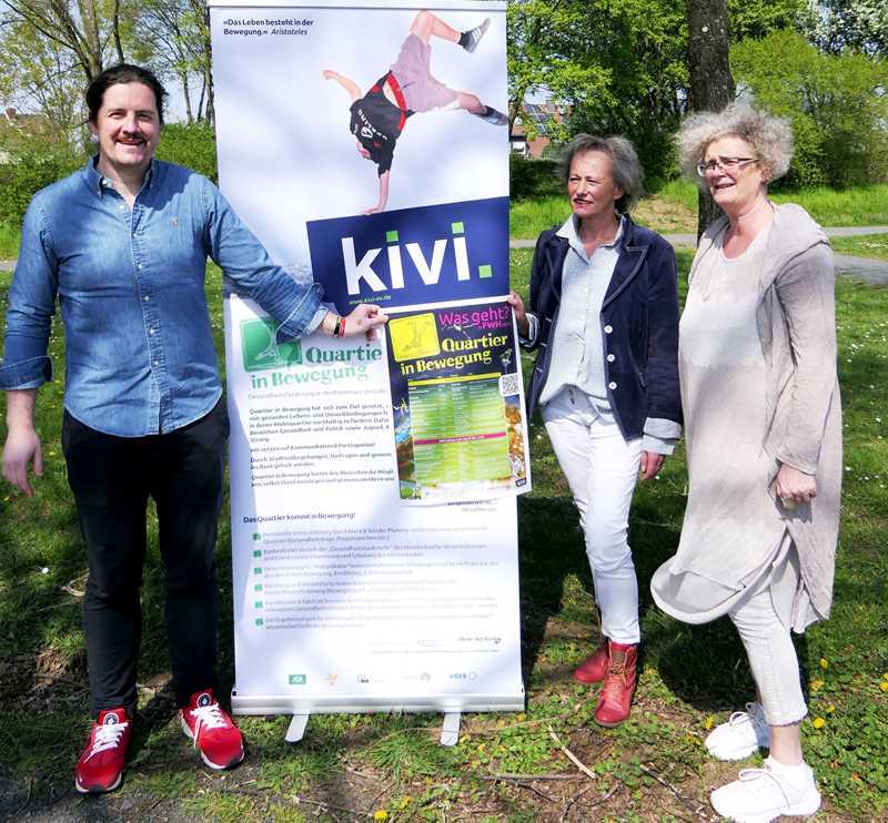 Starteten das neue Projekt: v.l. Holger Kosel, Britta Samanns und Claudia Hoffmann im Stadtteilpark.