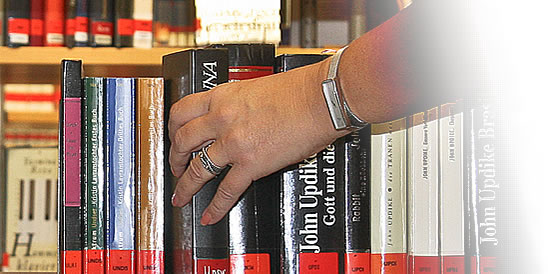 Bibliothek am heutigen Freitag ab 14 Uhr geschlossen.