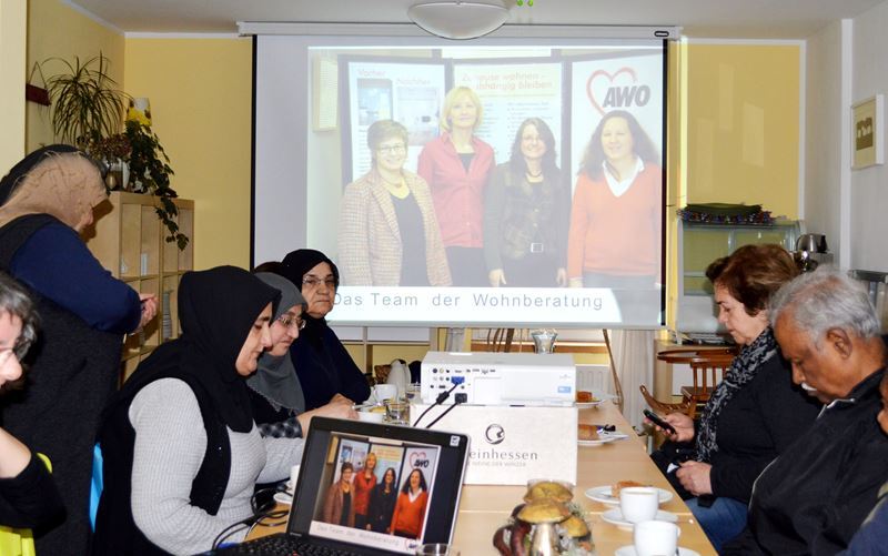 Die AWO berät ältere Menschen zum Thema Wohnen.