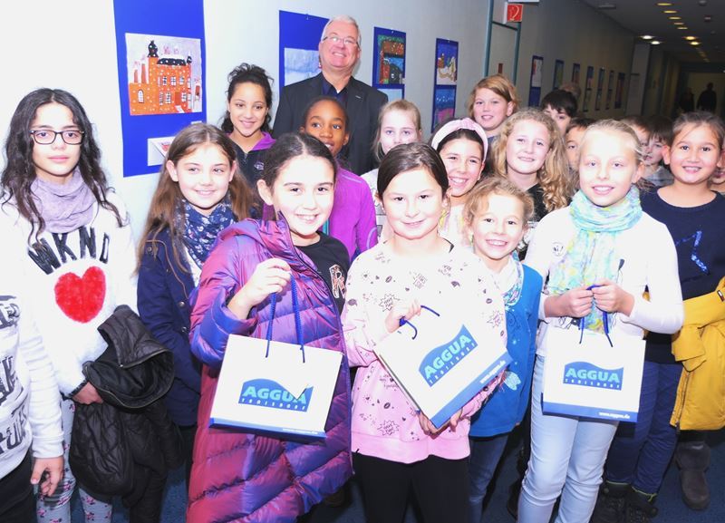 Die Oberlarer Klasse 4b zu Gast bei Bürgermeister Jablonski.