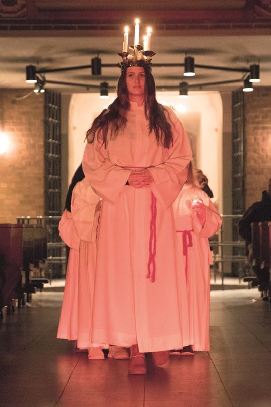 Caroline Busch als Lucia 2018. Foto: Fabian Rölker.