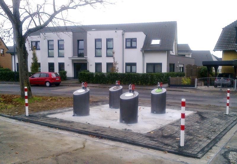 Neu platziert: Unterflurcontainer in der Carl-Diem-Straße.