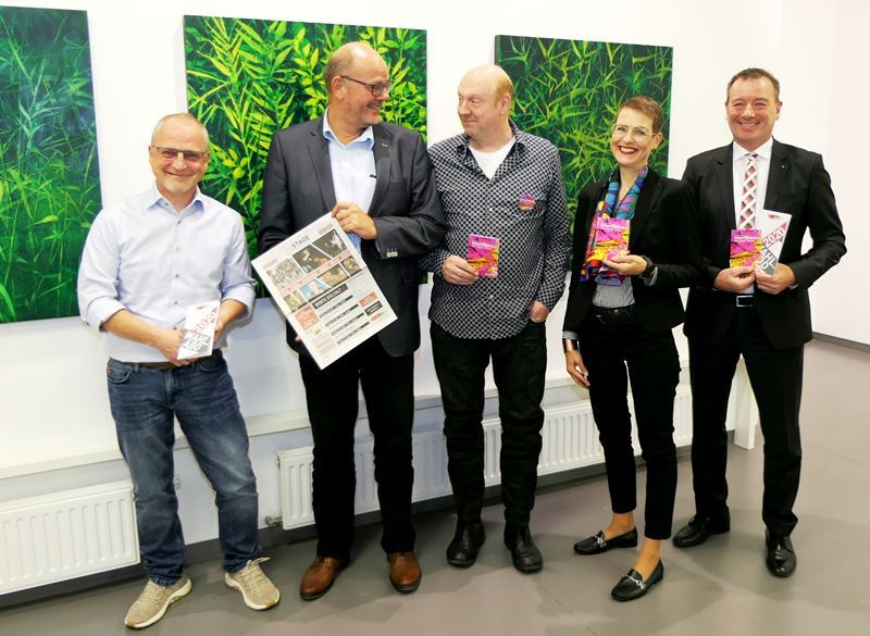 Berichteten über Kulturprojekte: v.l. Alexander Krößner (Stadthalle), Horst Wende, Frank Baquet (Kunsthaus) sowie Kirsten Felgner und Holger Steffens von der Kreissparkassen-Stiftung.