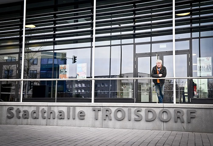 Das Wahlamt ist ab 24. August in der Stadthalle gegenüber dem Rathaus.