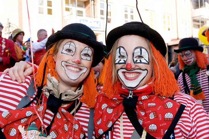 10 Karnevalszüge sind in unserer Stadt angemeldet.