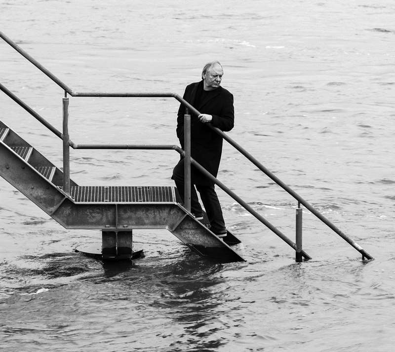 Lieber nicht zurück: Wilfried Schmickler. Foto: Ilona Klimek.