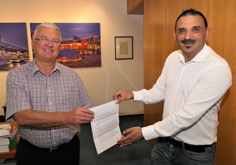 Aufruf zur Kommunal- und Integrationsratswahl: Bürgermeister Klaus-Werner Jablonski (links) und Erkan Zorlu.