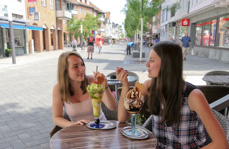 Viel Vergnügen in der Troisdorfer Fußgängerzone!