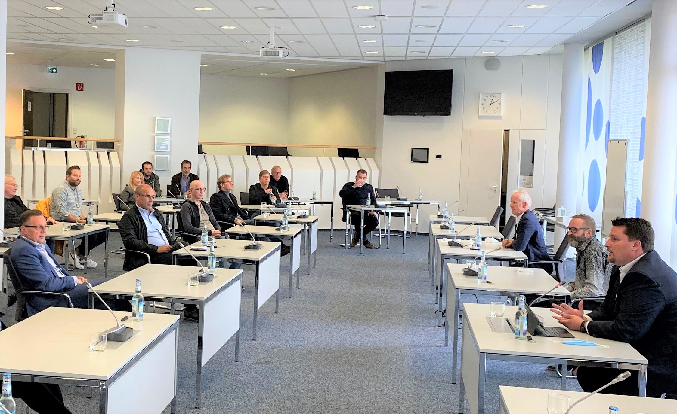 Walter Schaaf, Harald Stange, Alexander Biber und Bauträger aus Troisdorf. 