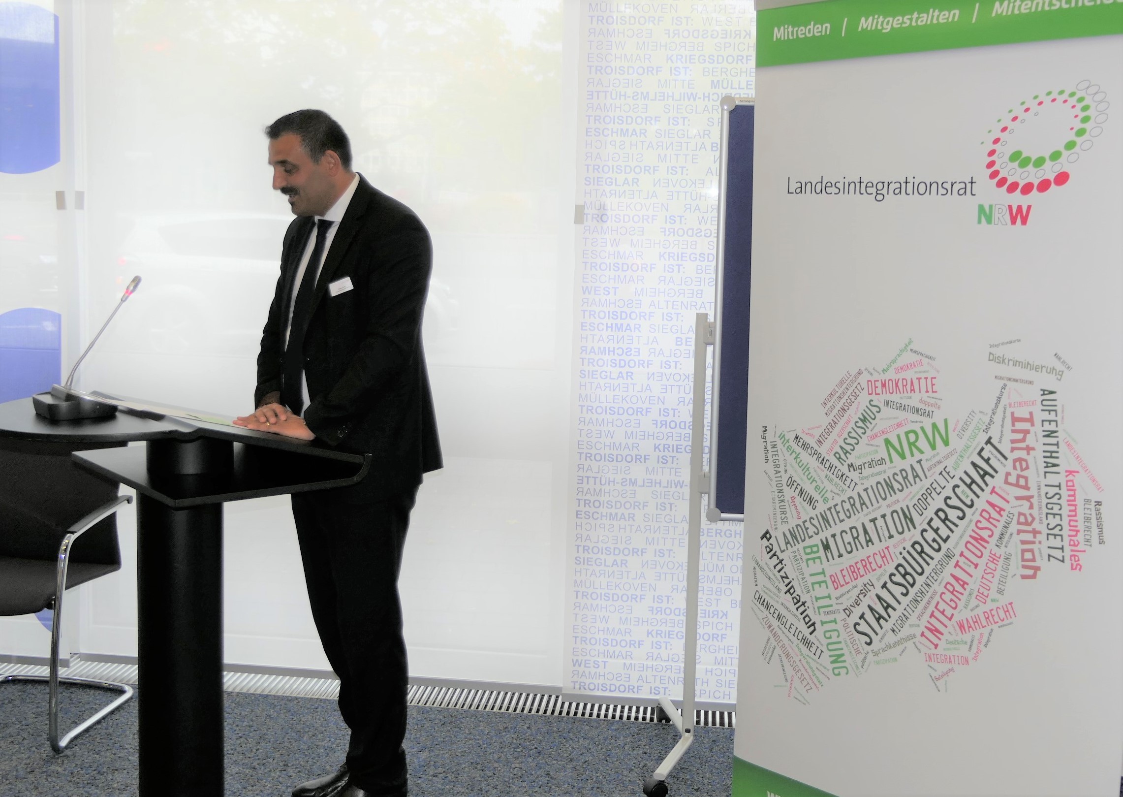 Erkan Zorlu beim Landesintegrationsrat in Troisdorf 2018.