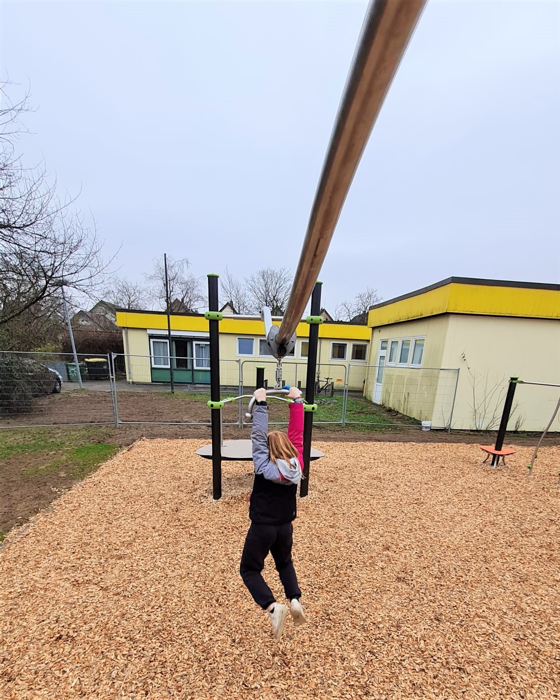 Eines der Spielelemente an der Sternenschule Spich.