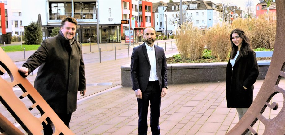 Integrationsrat: Bürgermeister Biber mit Salih Ünal und Türkay Ceyhan