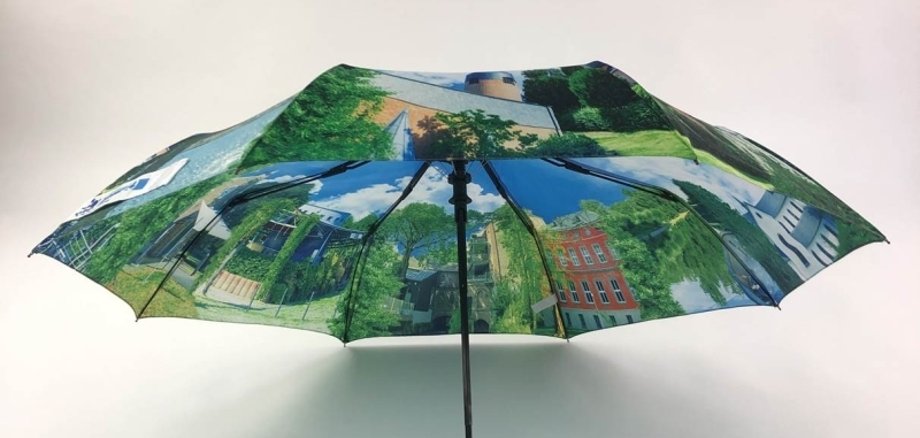 Schirm mit Troisdorf-Motiven
