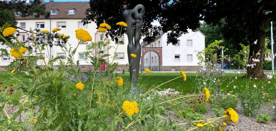 Ursulaplatz Mutter und das Kind und das Leben