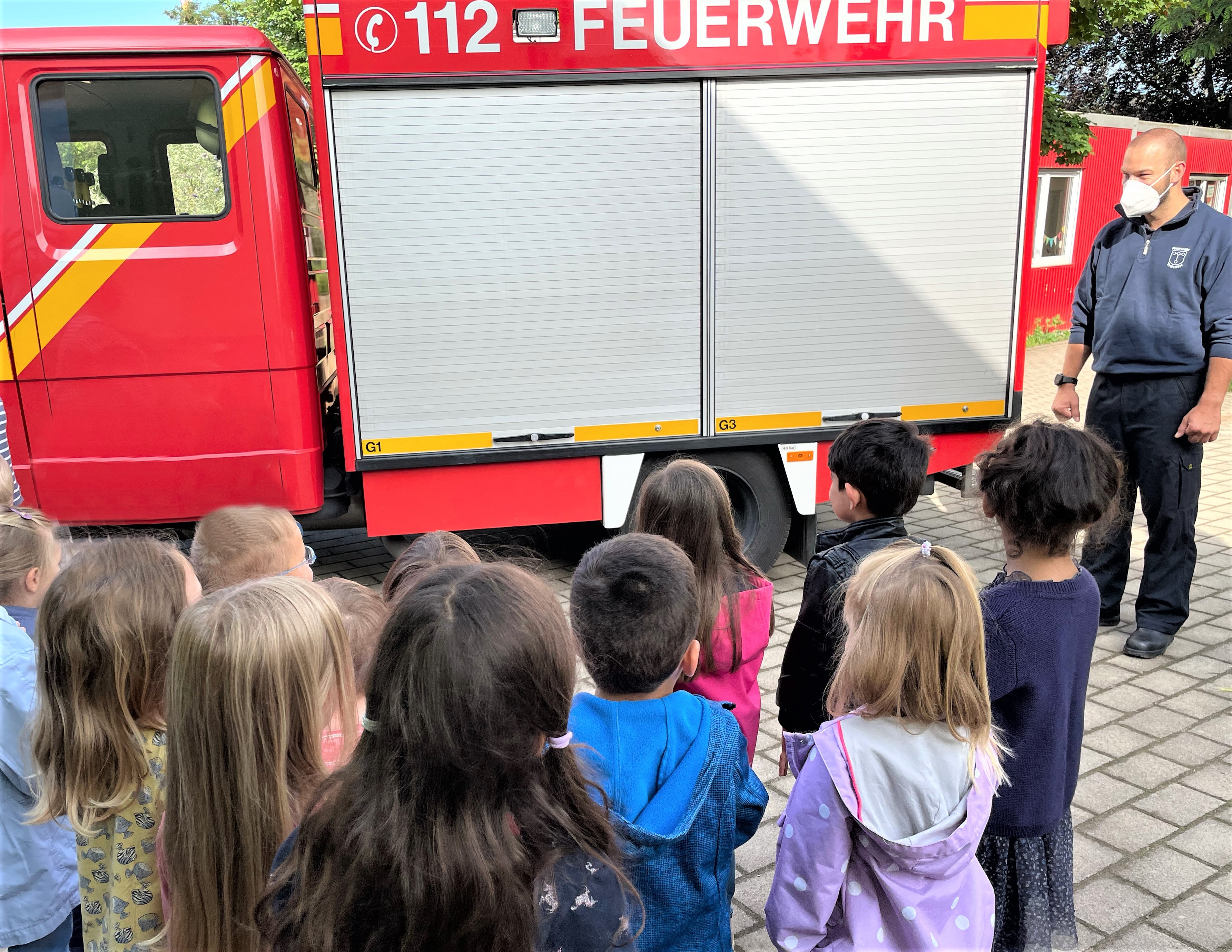 Die Kita Reichensteinstraße bekam Besuch von der Feuerwehr