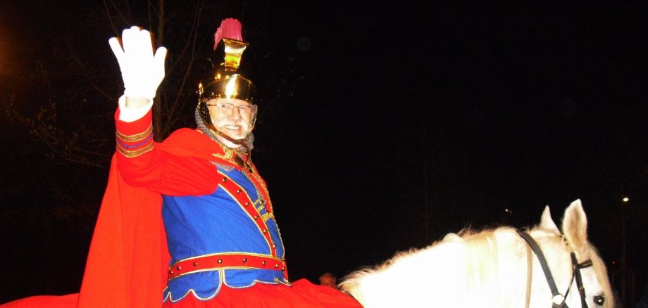 Volker Spiess als Sankt Martin 2013 in Bergheim