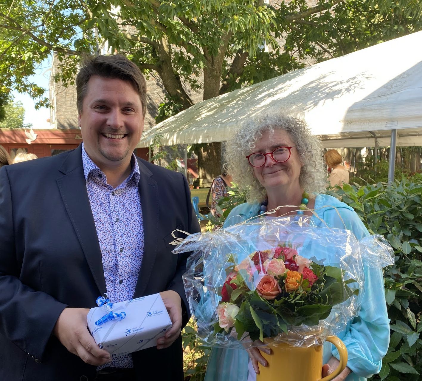 Abschied Claudia Hoffmann mit Bürgermeister Alexander Biber