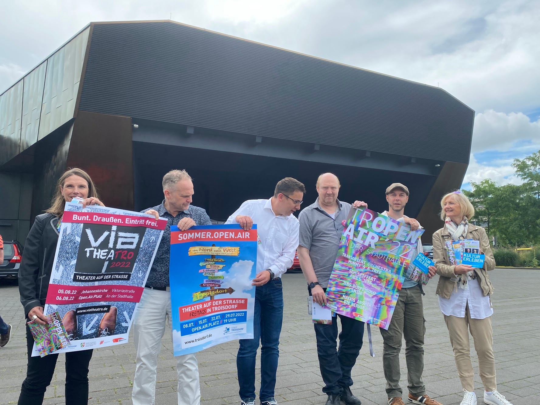 Freuen sich auf den Kultur-Sommer: Tanja Gaspers, Rainer Land, Florian Sydow, Frank Baquet , Sem Seiffert, Gabriele Engels Freuen sich auf den Kultur-Sommer: Tanja Gaspers, Rainer Land, Florian Sydow, Frank Baquet , Sem Seiffert, Gabriele Engels