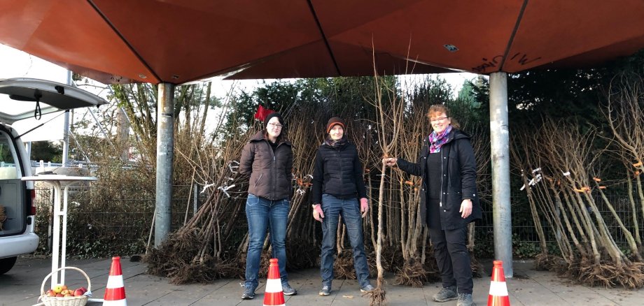 v.l. Angela Gerok, Suzanne Schwirian, Martina Neuer (Mitarbeiterinnen des  Amts für Umwelt- und Klimaschutz)