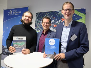 Alexander Miller (TROWISTA), Max Schwerhoff und Fabian Wagner (Stabsstelle Digitalisierung)