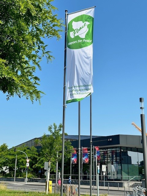 Grüne Flagge" Mayors for Peace"