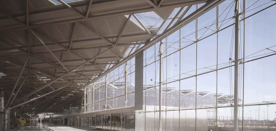 Wirkungsvoll und transparent: Trosifol im Flughafengebäude Köln/Bonn.