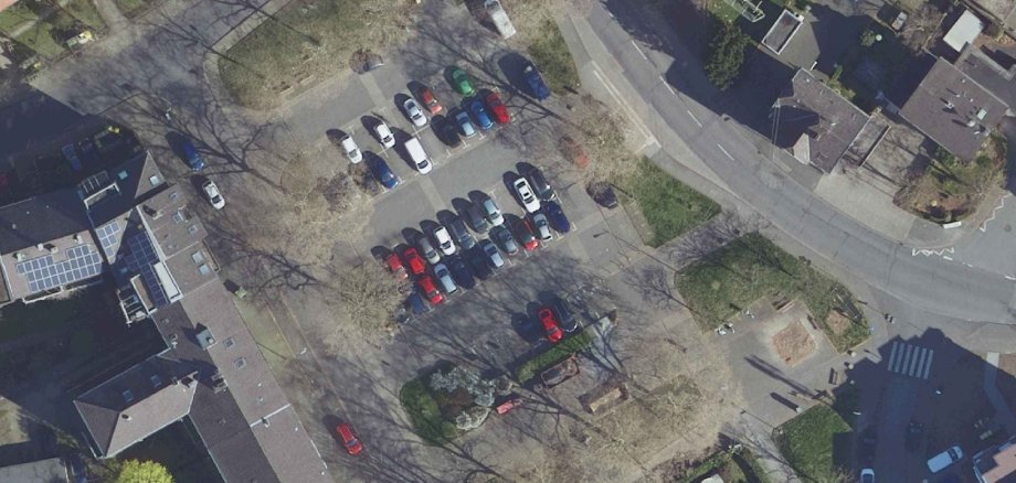 Luftbild vom Oberlarer Platz