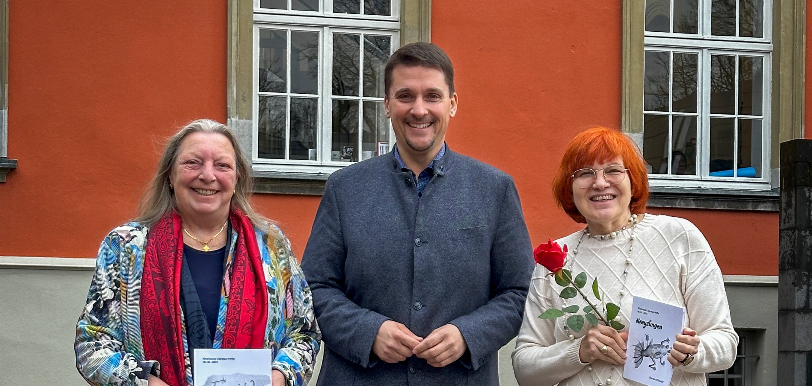 v.l. Marion Lenden-Boos, Bürgermeister Alexander Biber, Maggy Ziegler
