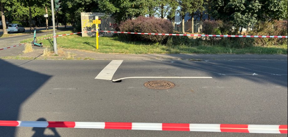 Fahrbahnabsenkung in der Holsteinstraße