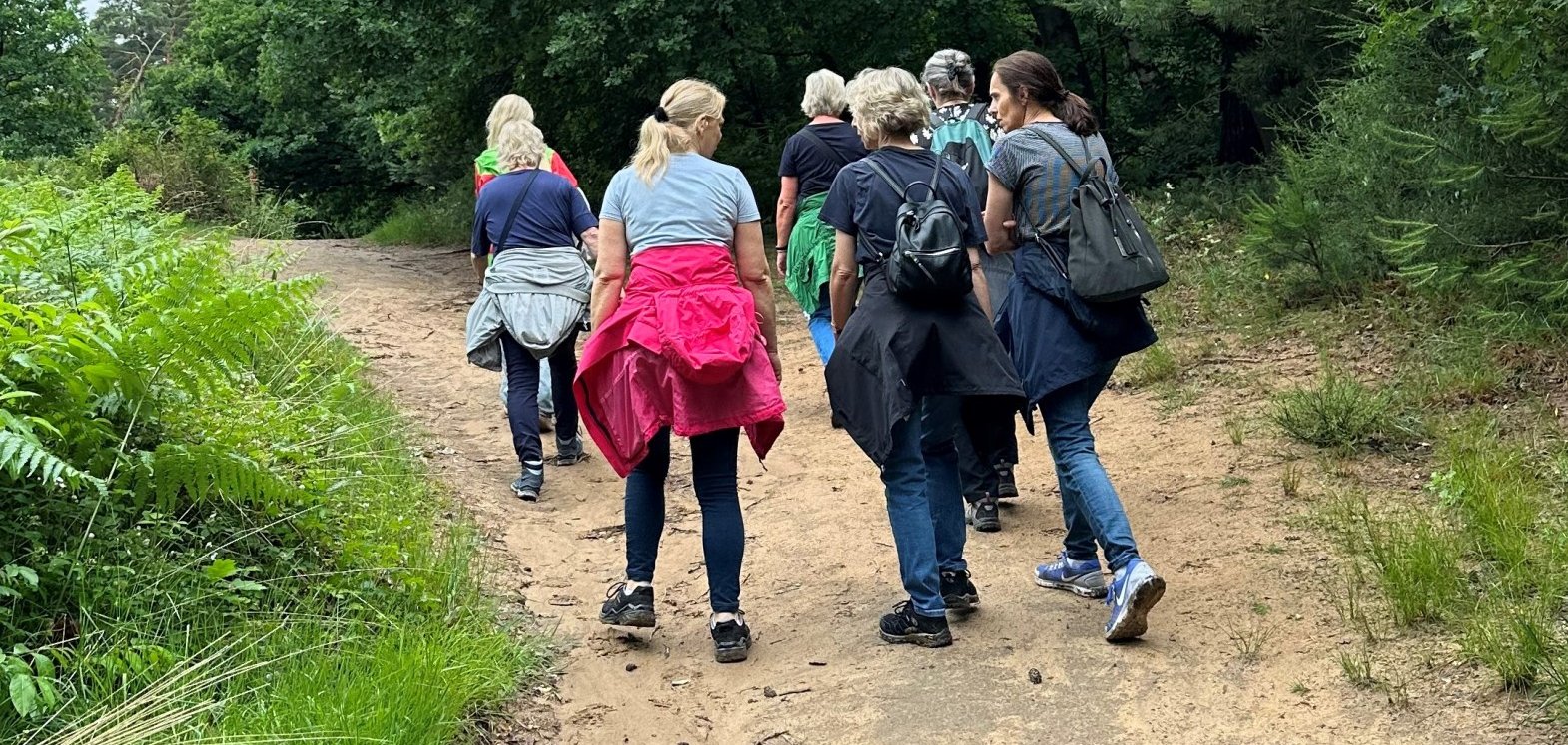 Frauen wandern