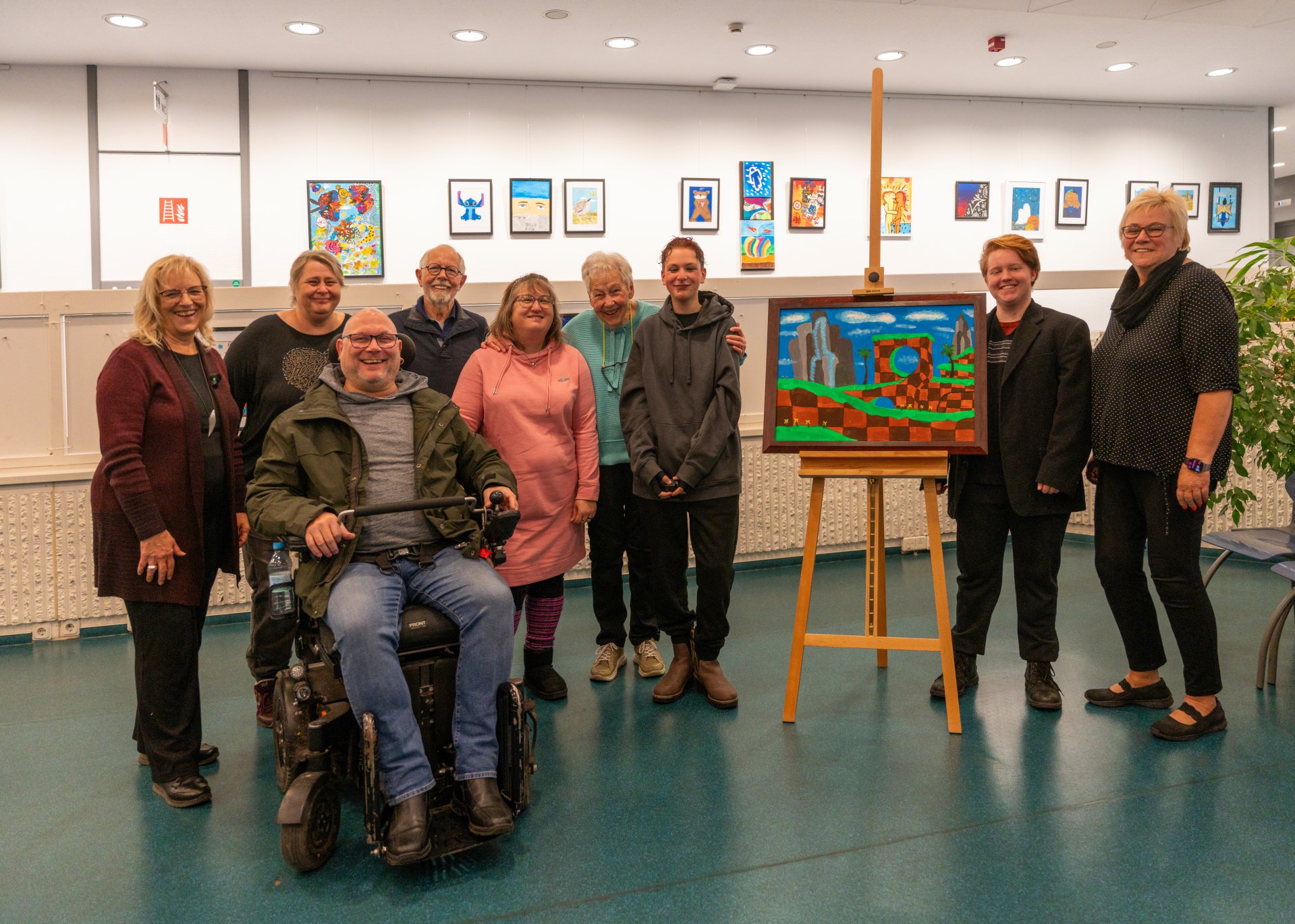 v.l. Ulrike Hanke, Maria, Paul Ittenbach, Tor Michael Sönksen, Carina, Christa, Mio, Louis, Birgit Biegel