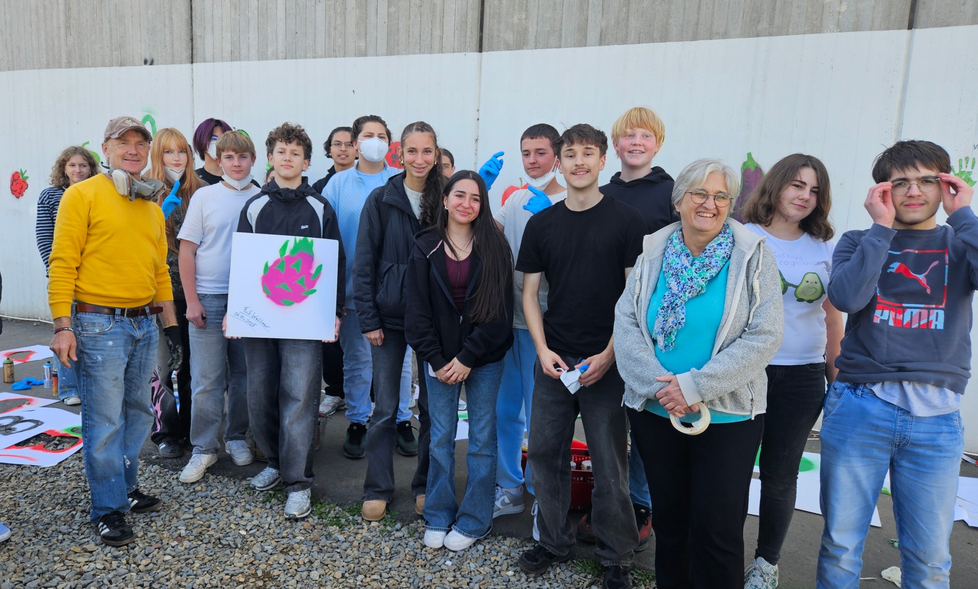 Die Workshopteilnehmer*innen mit Thomas Baumgärte und Stefanie Kirsten