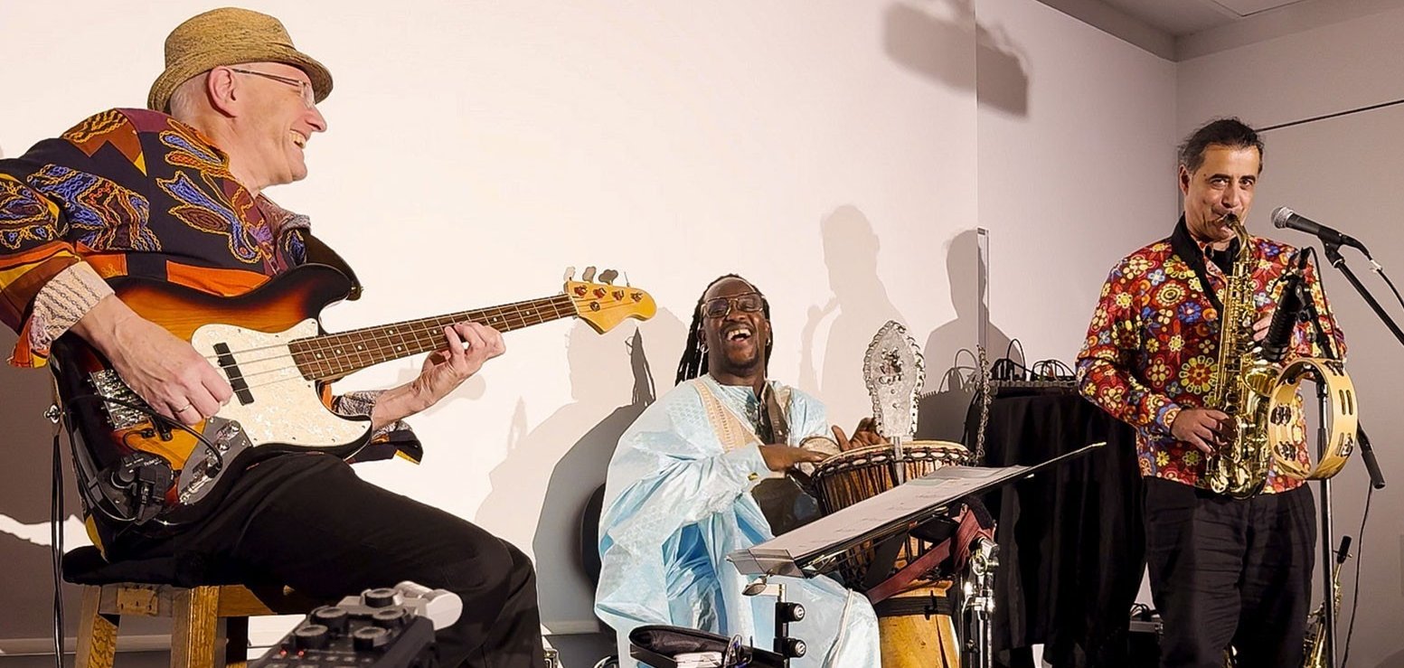 Die Band "Adro-Jazz-Welt" bei einem Konzert