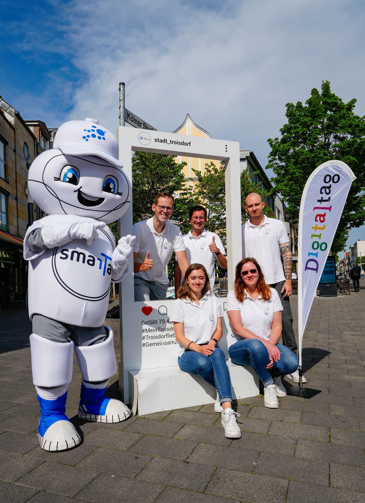 Digitalisierungsbeauftragter Fabian Wagner (2. von links) und sein Team beraten gerne zur Gestaltung möglicher Digitaltag-Programmpunkte.