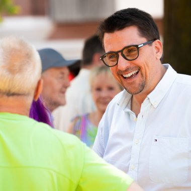 Bürgermeister Alexander Biber im Gespräch 