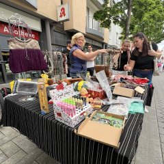 Verkaufsstand in der Troisdorfer Fußgängerzone