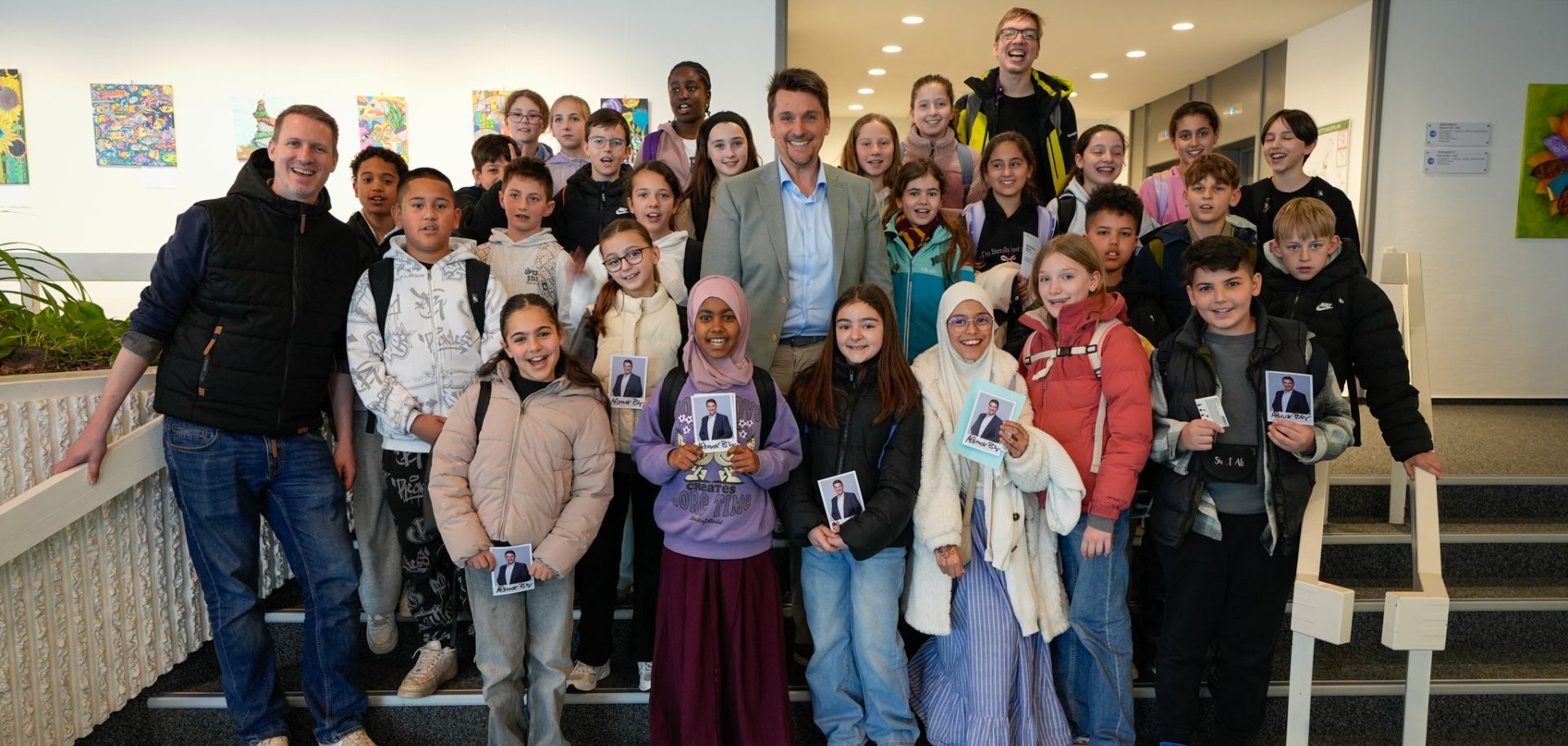 Die gesamte Klasse mit BM Biber