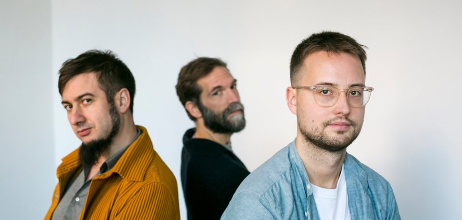 Die Band OVERSÁEZ