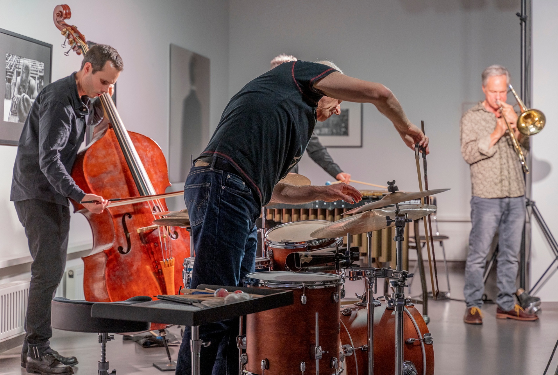 Robert Morgenthaler - Trombone, Elias Stemeseder -  Piano, Fridolin Blumer - Bass, Heinz Geisser - Drums & Percussion