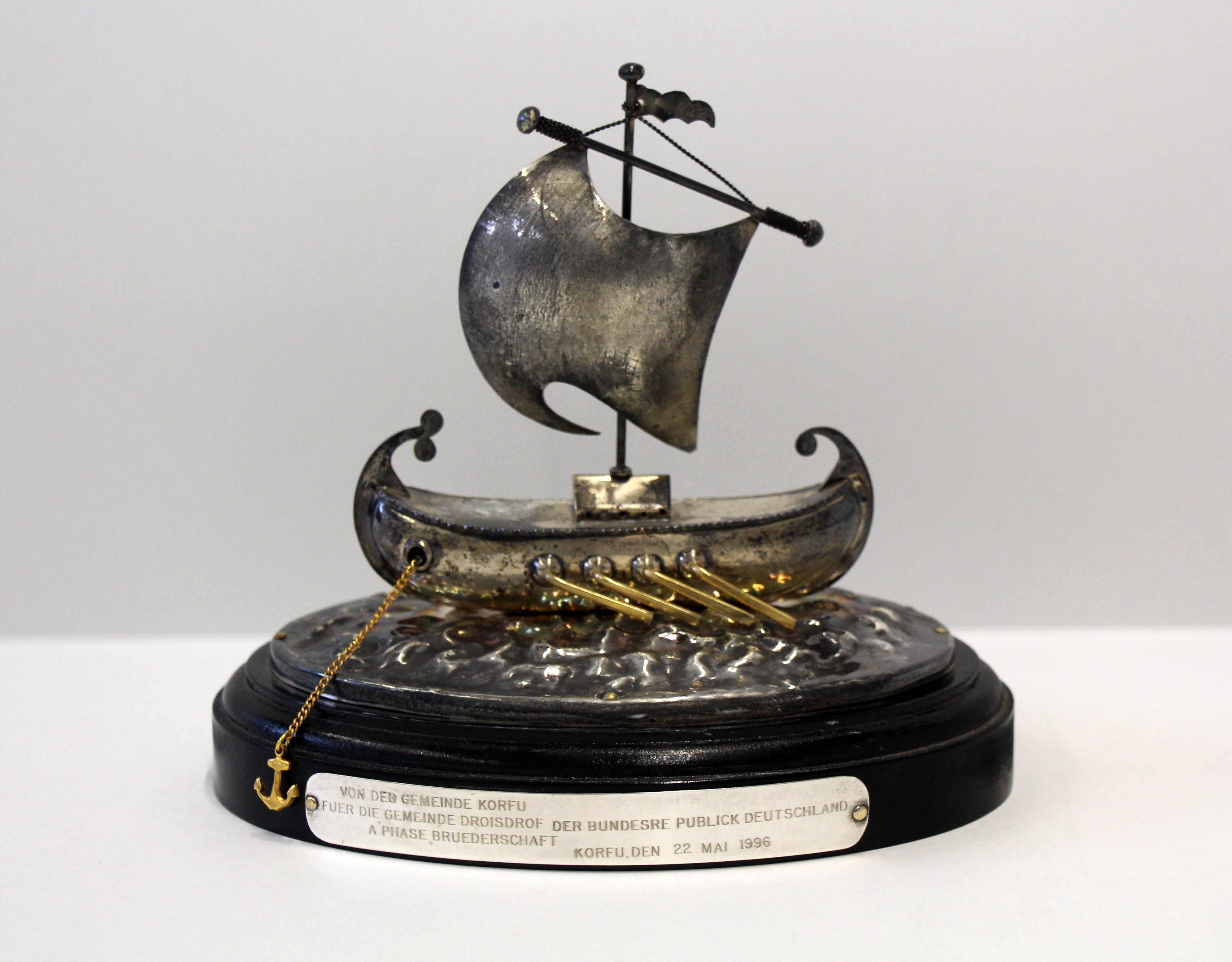 „Schiff aus Korfu“ (Objekt aus der virtuellen Ausstellung "Troisdorfer Geschichte(n) - Zehnmal in Szene gesetzt") (Bild: Stadtarchiv Troisdorf)