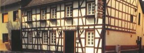 Troisdorfer Jahresheft 2006 (Bild: Heimat- und Geschichtsverein Troisdorf e.V.) Troisdorfer Jahresheft 2006 (Bild: Heimat- und Geschichtsverein Troisdorf e.V.)