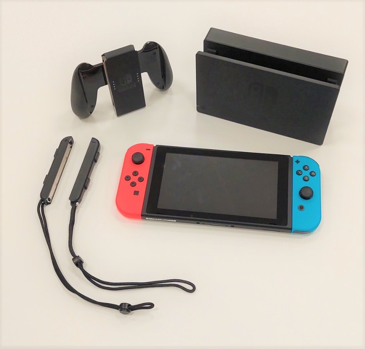 Dieses Bild zeigt eine Nintendo Switch Spielekonsole