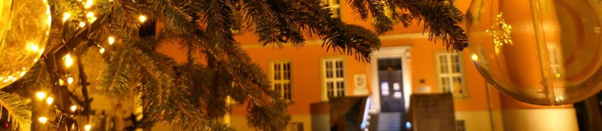 Burg Wissem zur Weihnachtszeit (Bild: Stadt Troisdorf)