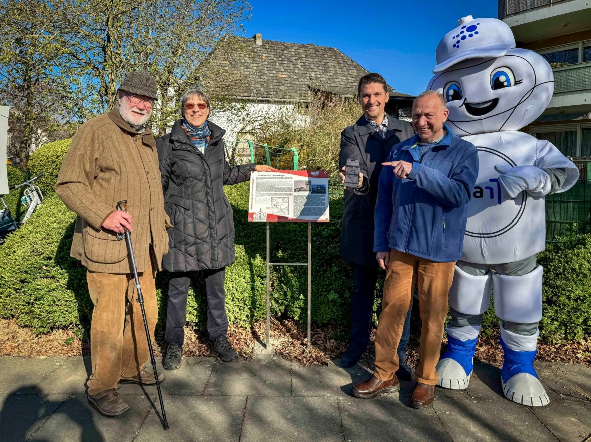 Vier Personen und Smarta